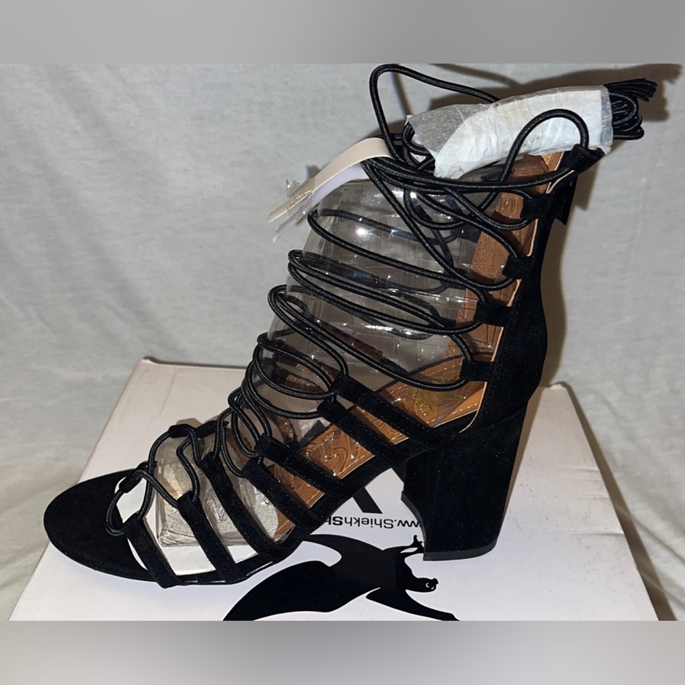 Shiekh Black Velvet Heels Size 6.5